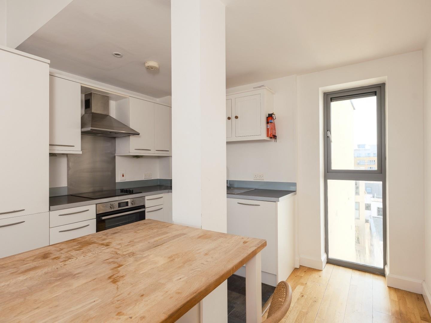 505 kings quarter apartments kings square avenue 34859077 cnr58870