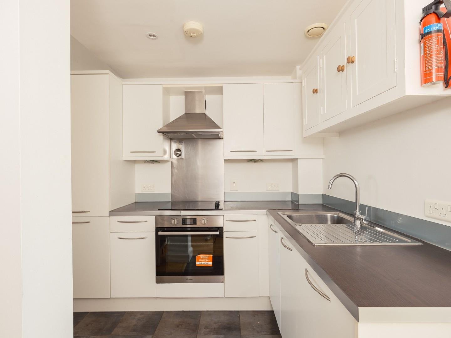 505 kings quarter apartments kings square avenue 34859077 cnr58872