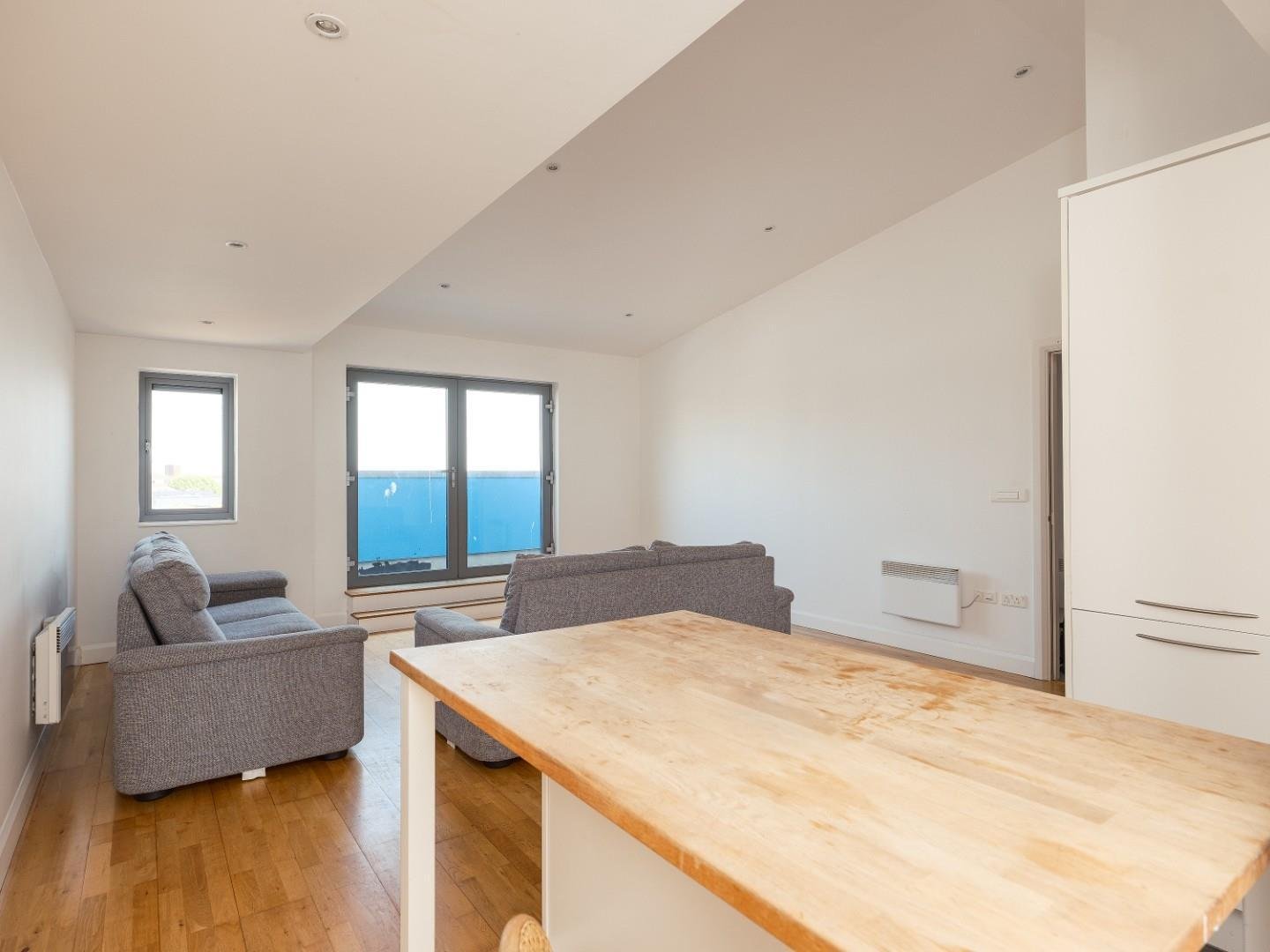 505 kings quarter apartments kings square avenue 34859077 cnr58876