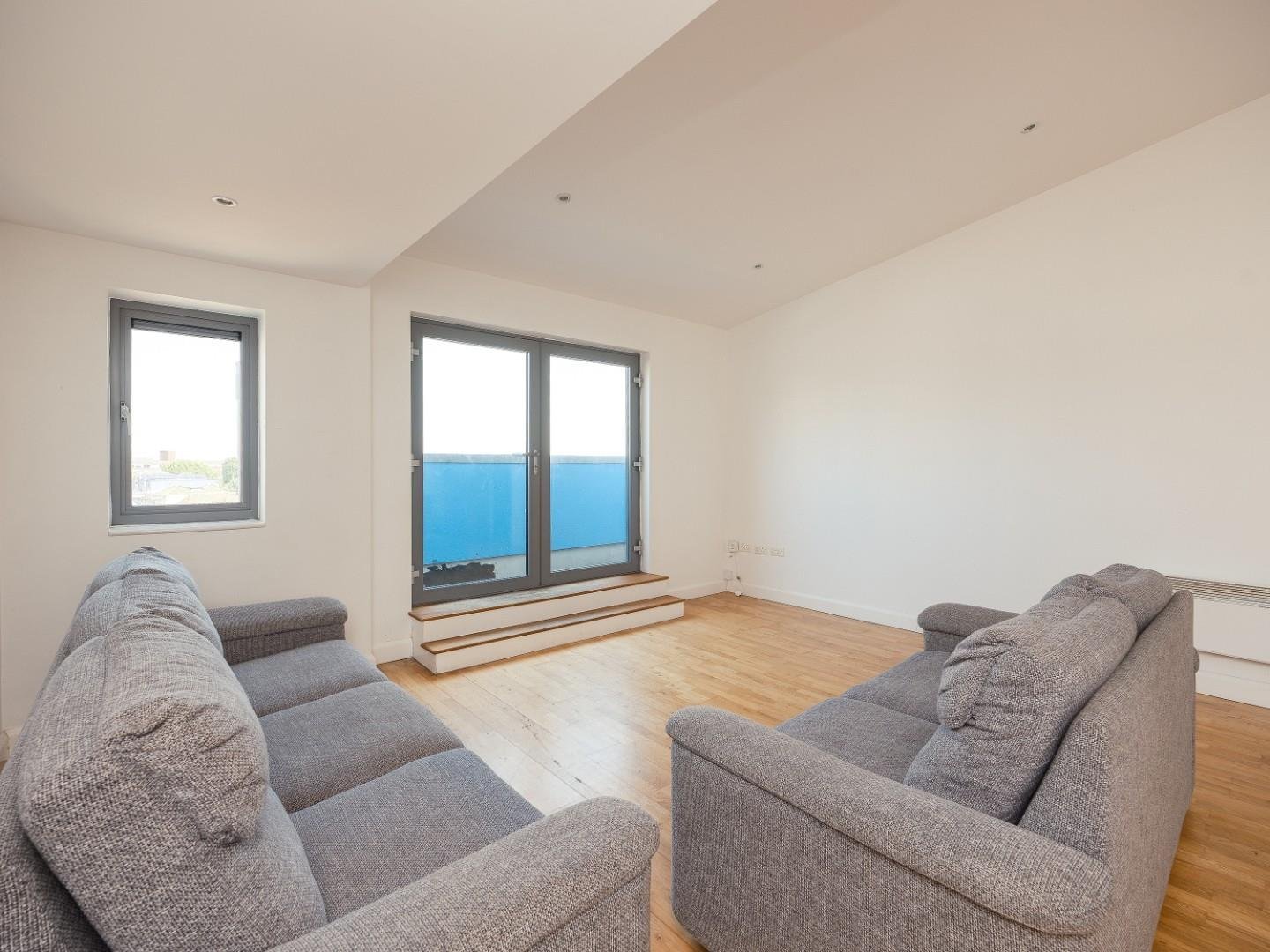 505 kings quarter apartments kings square avenue 34859077 cnr58878