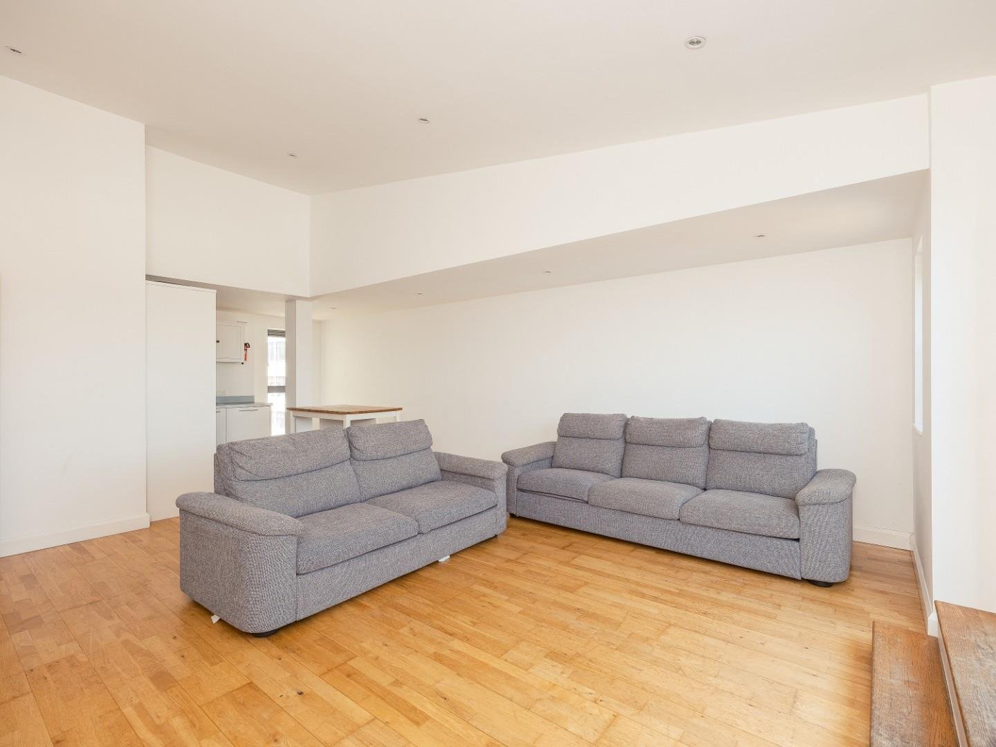 505 kings quarter apartments kings square avenue 34859077 cnr58881