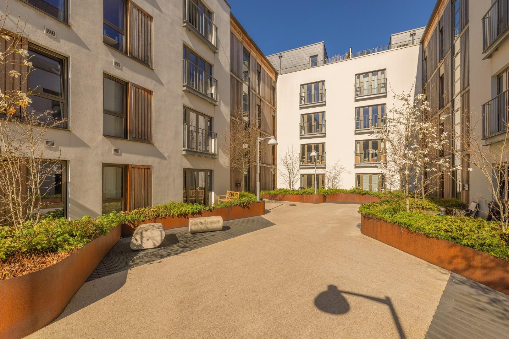Abel yard harbourside 34719491 char8736 1