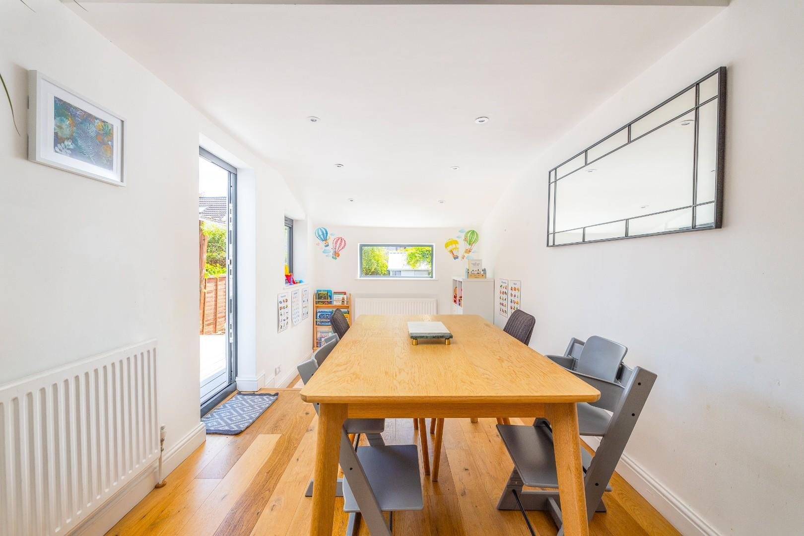 Addison road victoria park 32656388 cd7 a3911