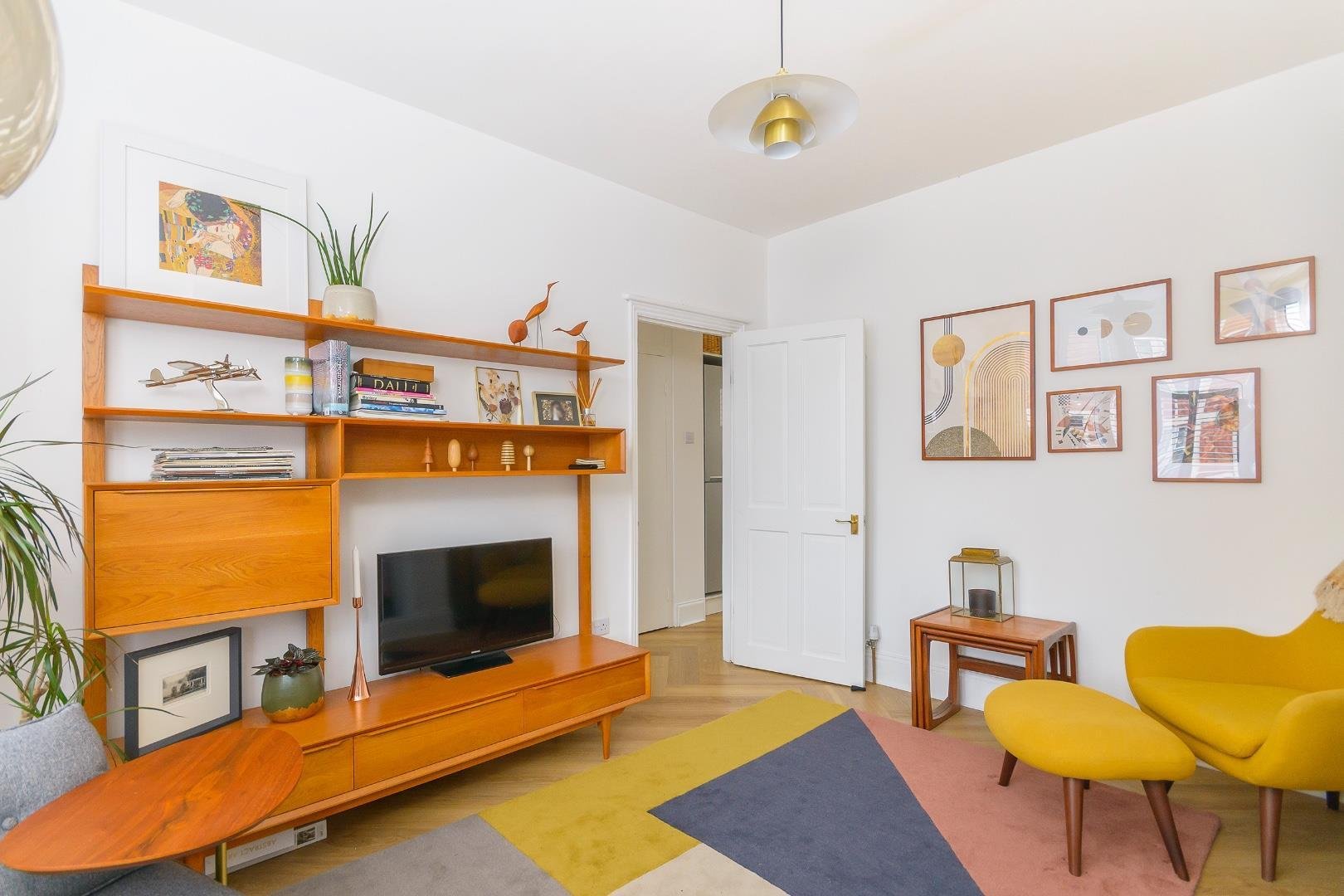Altringham road st george 32271076 daormahgnirtla72 living room a