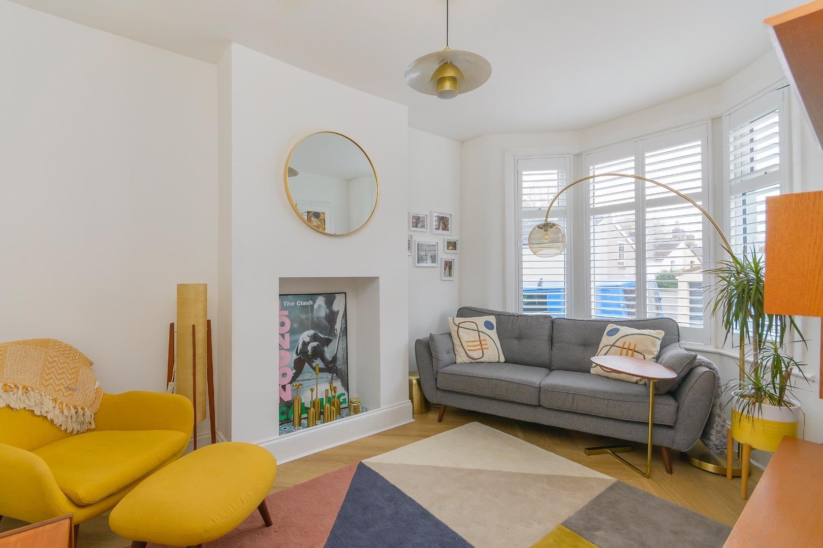 Altringham road st george 32271076 daormahgnirtla72 living room e