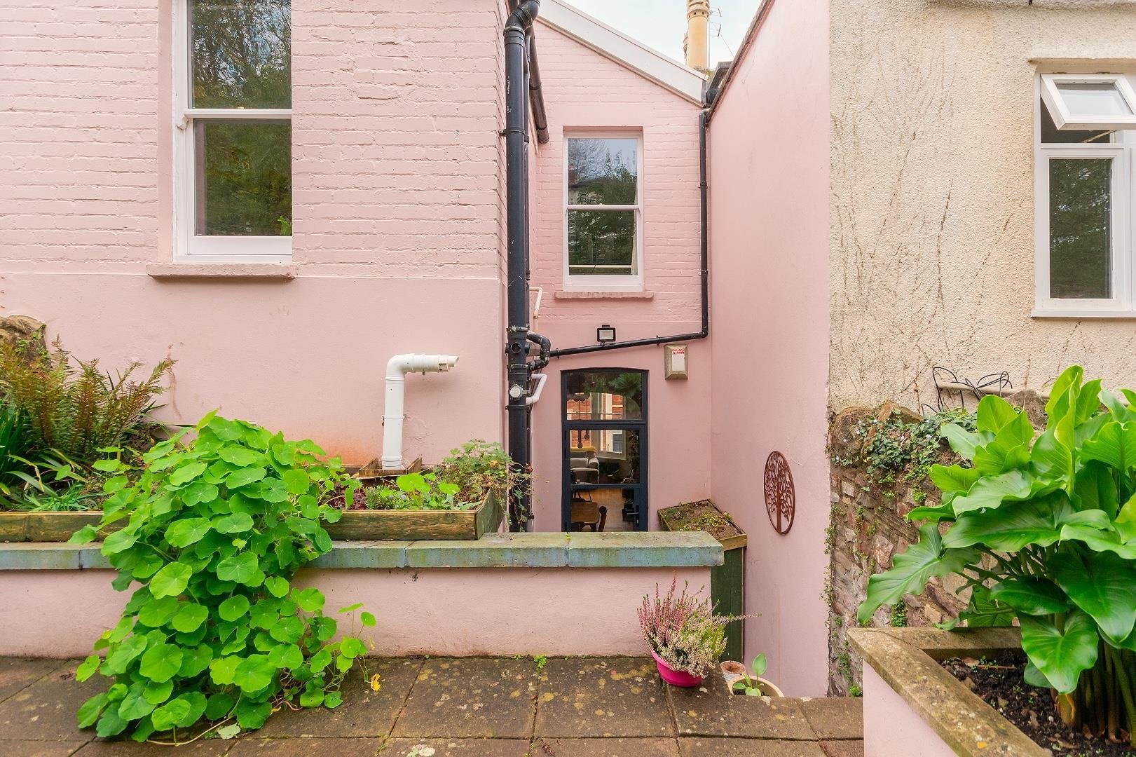 Ambra terrace cliftonwood 34292136 0 a4 tcd external b