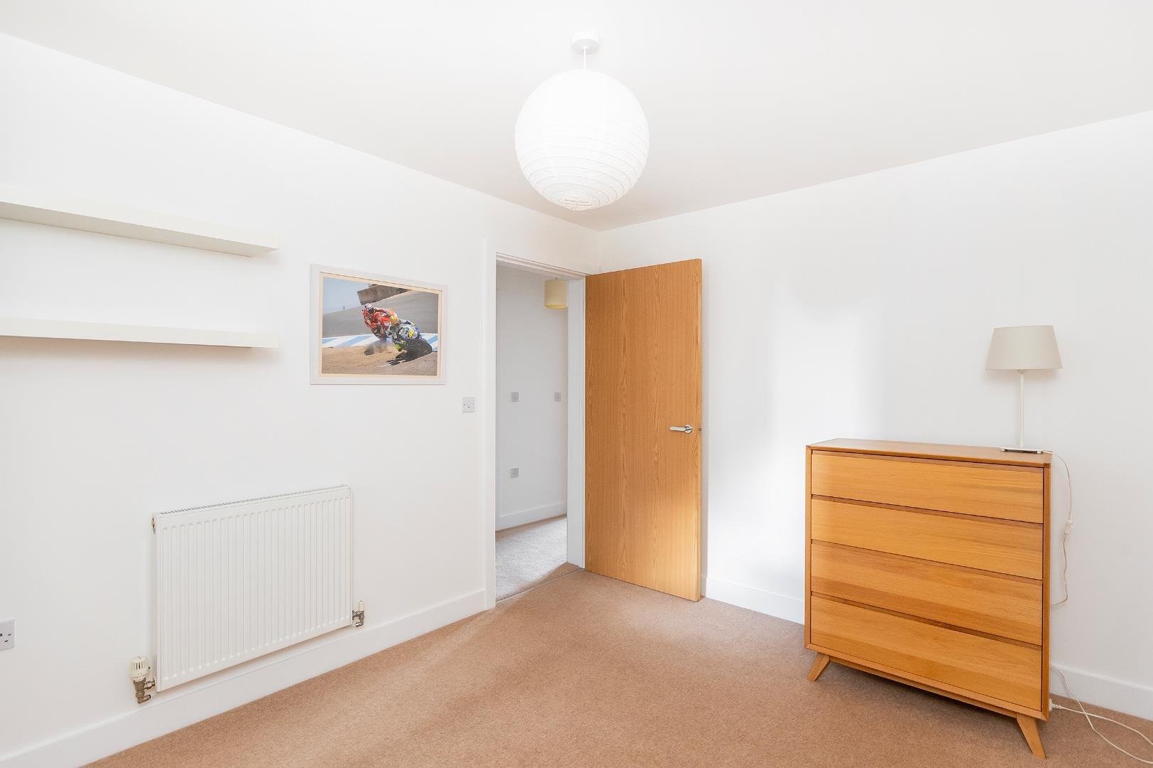 Armidale place montpellier 33182318 3 a0 p1 mr bedroom a
