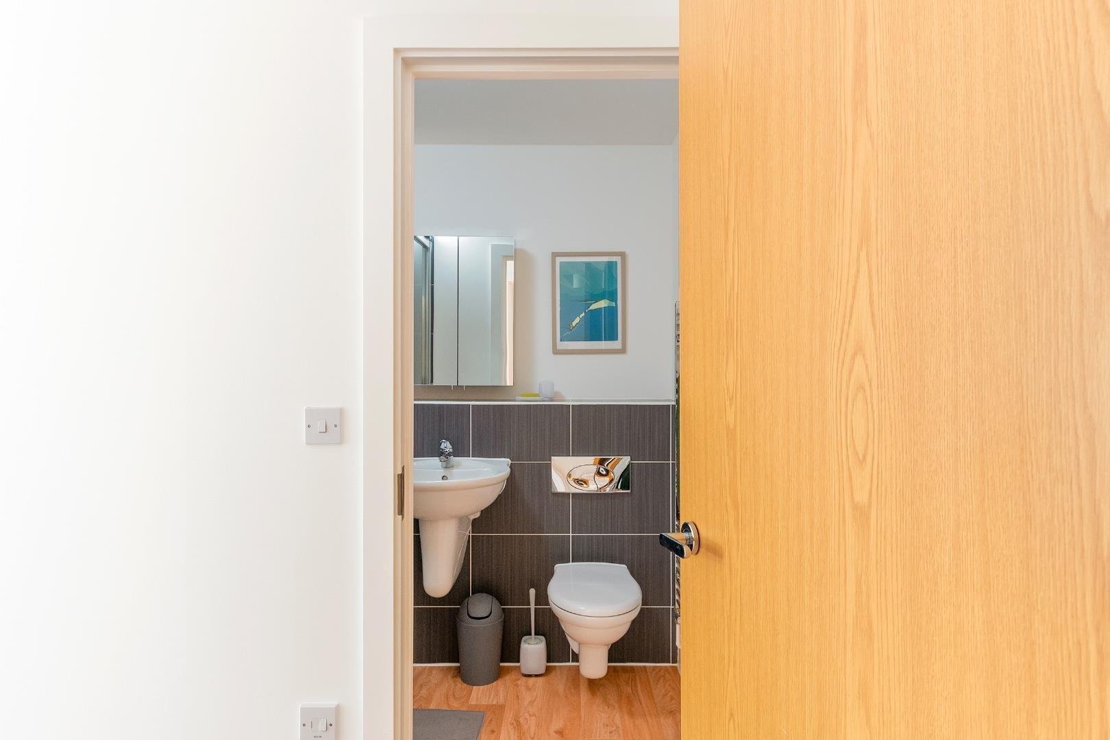 Armidale place montpellier 33182318 3 a0 p1 mr ensuite b