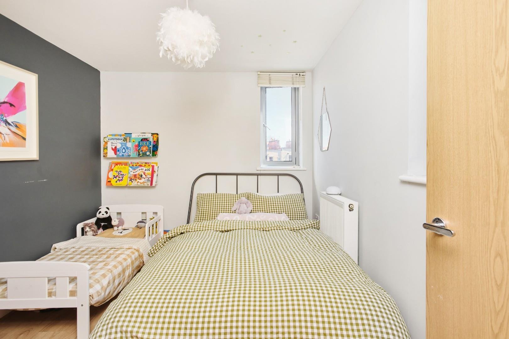 Armidale place montpellier 33816842 jaj bs65 bq 0008