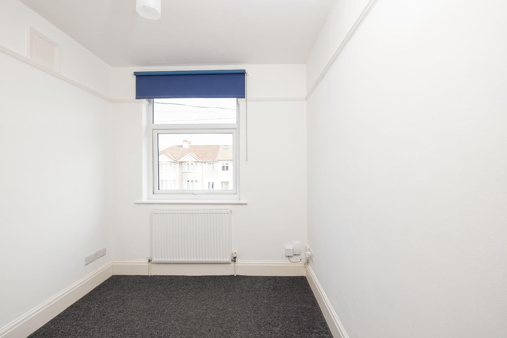 Ashton drive ashton vale 33288253 cd7 a3640