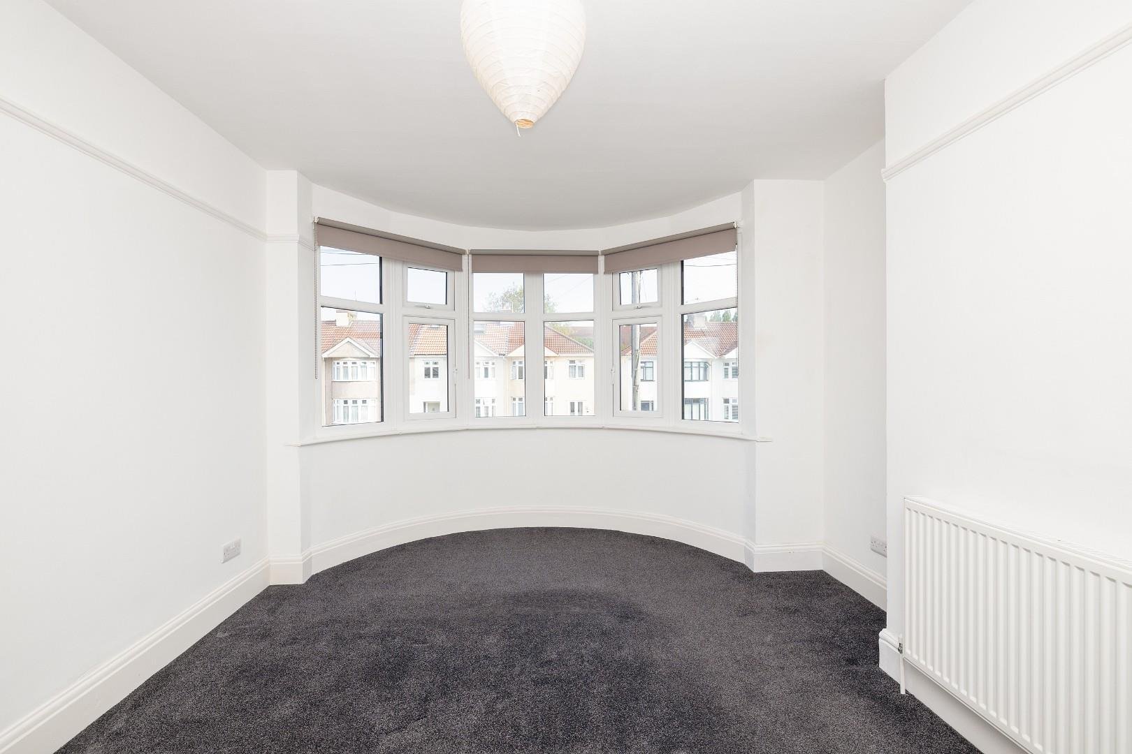 Ashton drive ashton vale 33288253 cd7 a3647