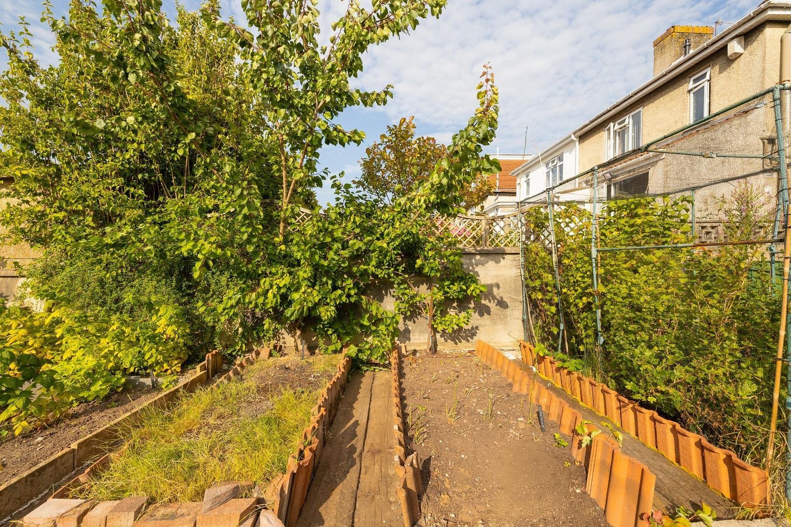 Ashton drive ashton vale 33288253 cd7 a3659