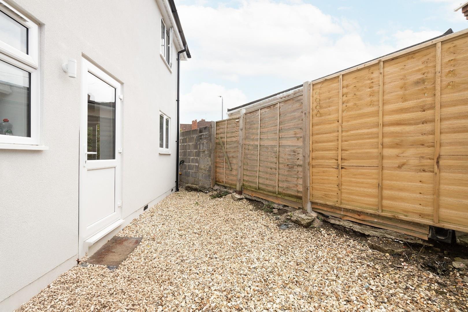 Athlone walk knowle west 33418477 cd7 a3116