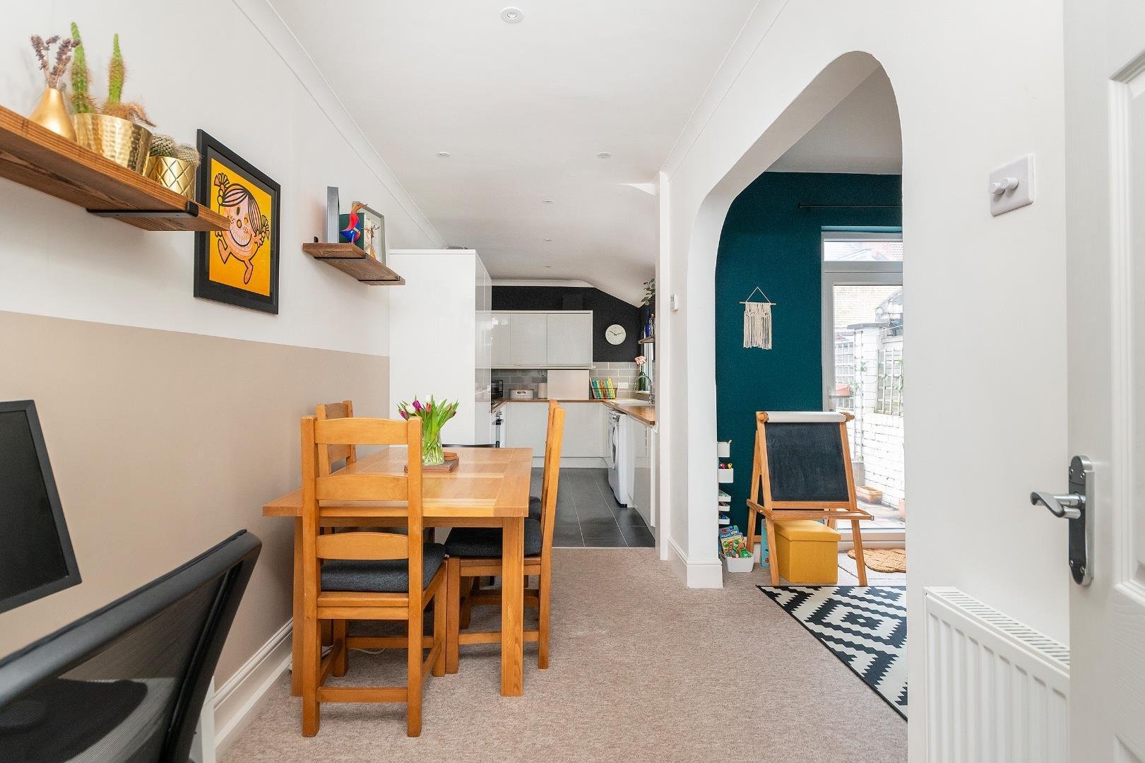 Aubrey road bedminster 33675692 1 a1 r6 br kitchen diner a