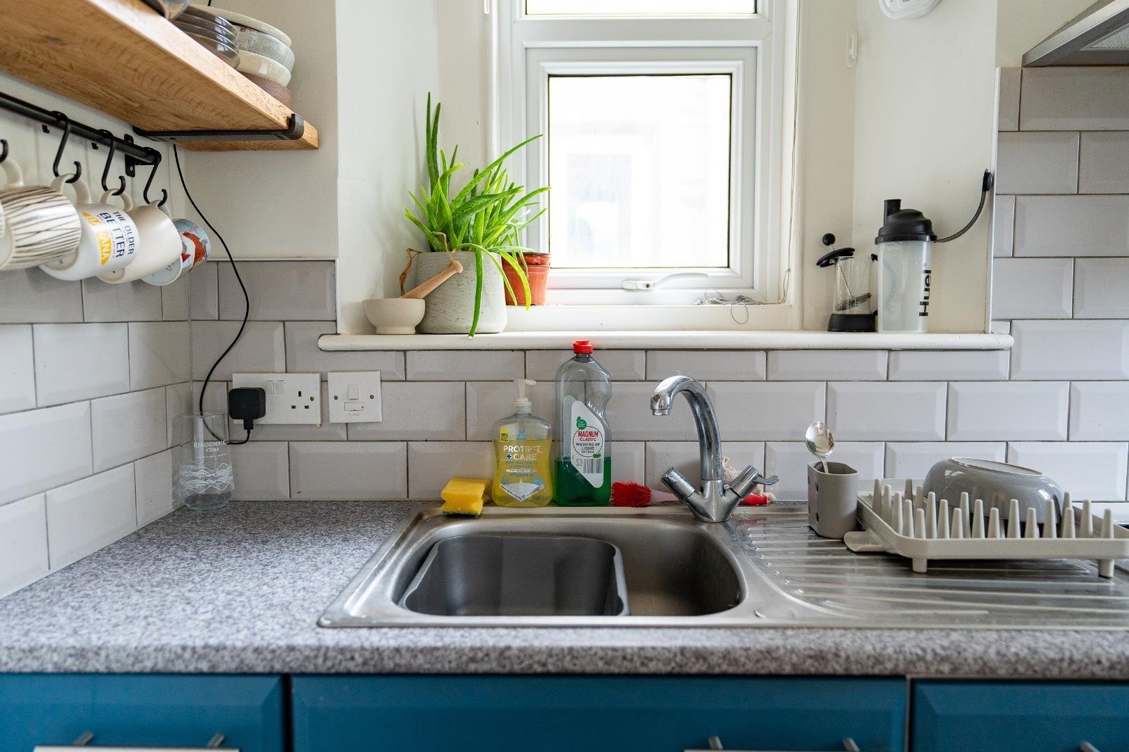 Aubrey road bedminster 33926728 olh03465