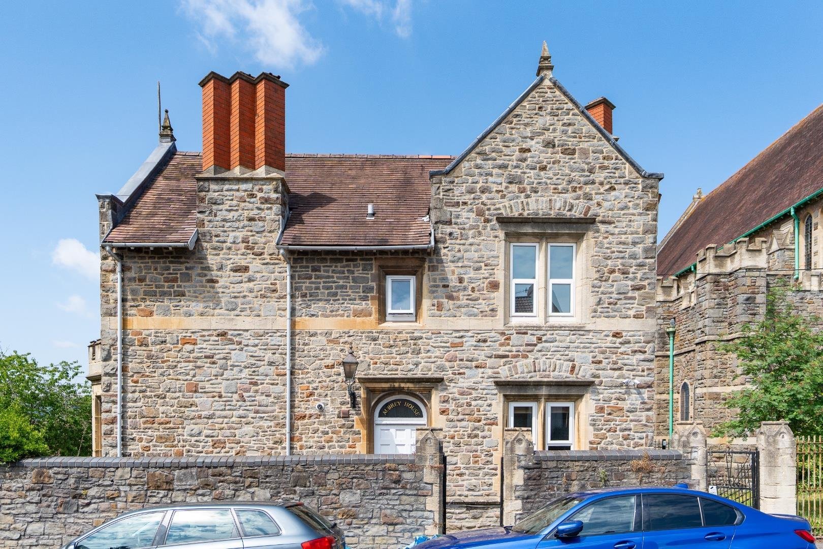 Aubrey road bedminster 33926728 olh03476