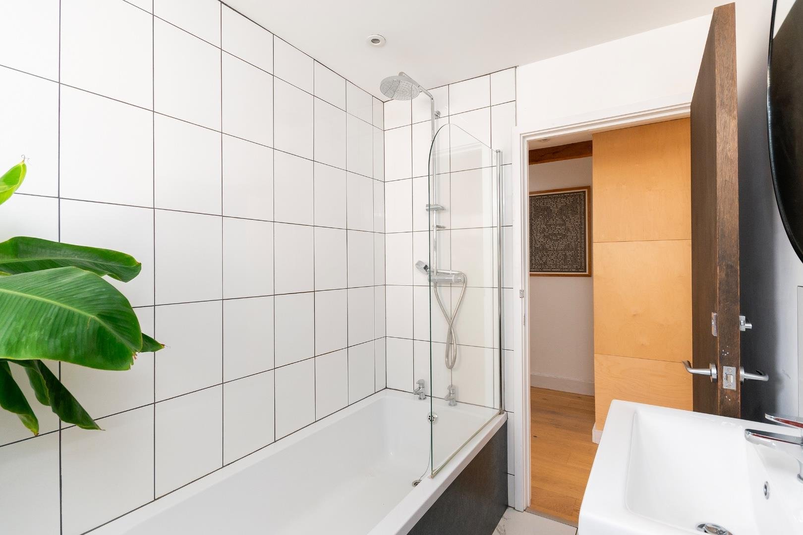 Bannerman road easton 33070170 2 br0 en bathroom a