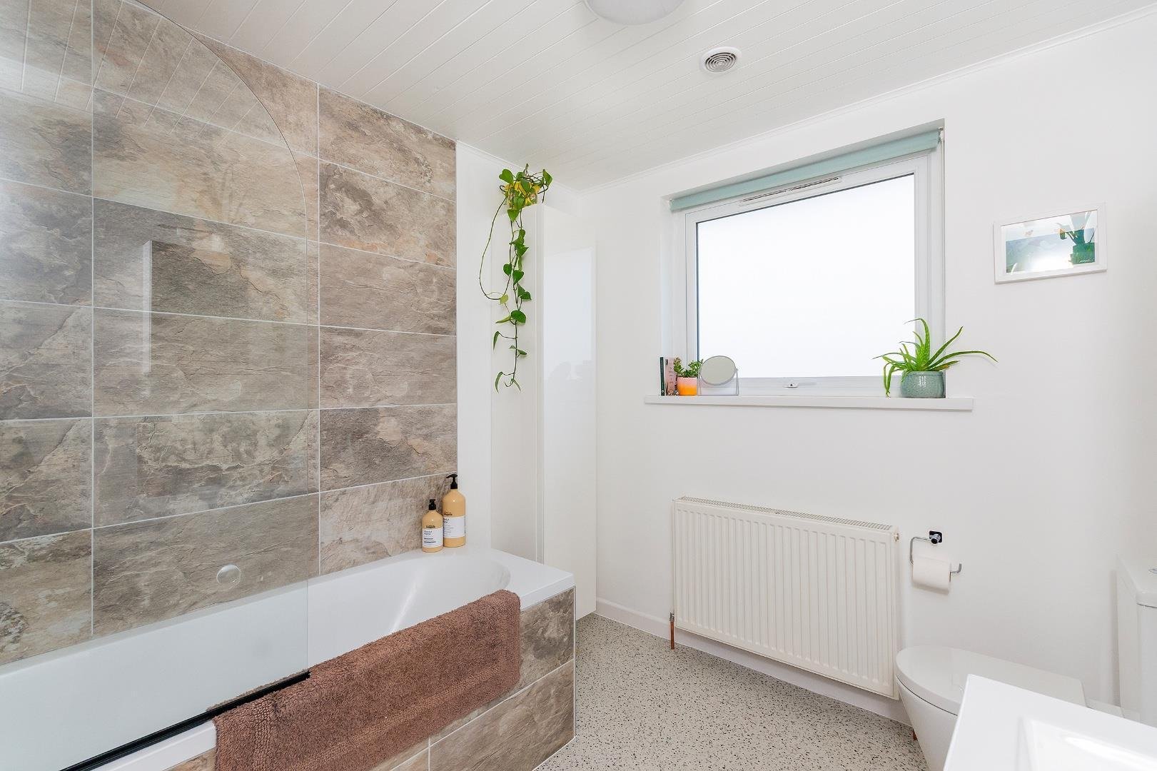 Banwell road ashton 33693814 0 b7 ran bathroom b