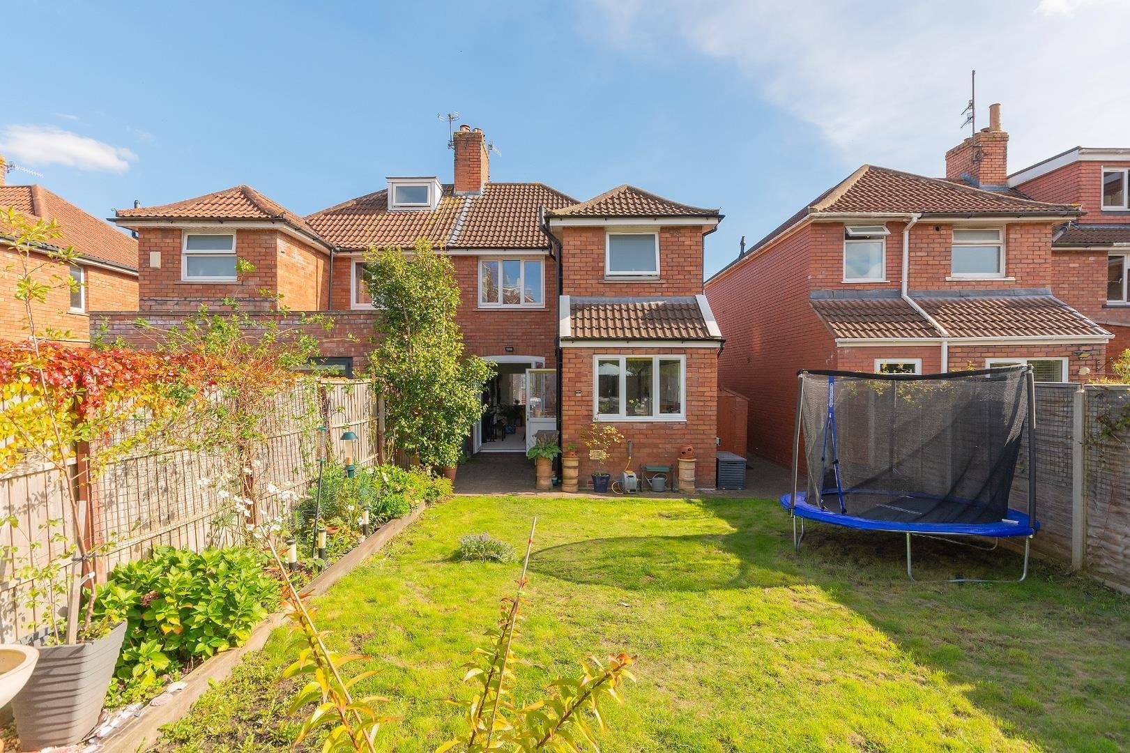 Banwell road ashton 33693814 0 b7 ran external e