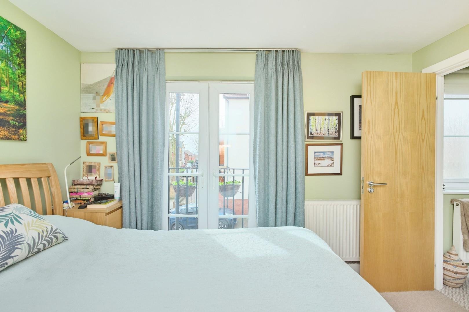 Bartholomews square horfield 33769949 jaj bs70 bq 0030