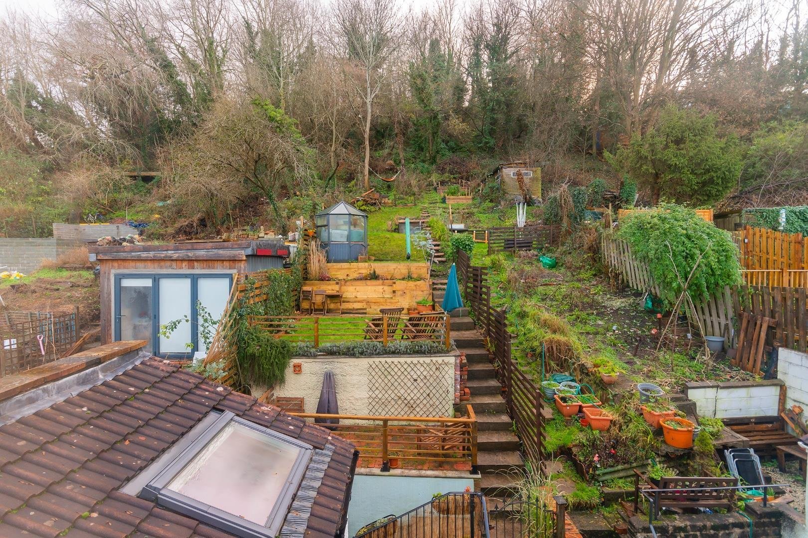 Bath road arnos vale 32024282 daorhta bb252 external d