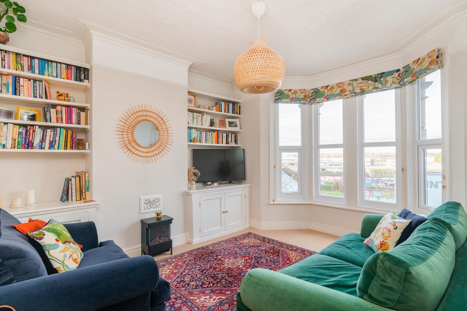 Bath road arnos vale 32024282 daorhta bb252 living room e