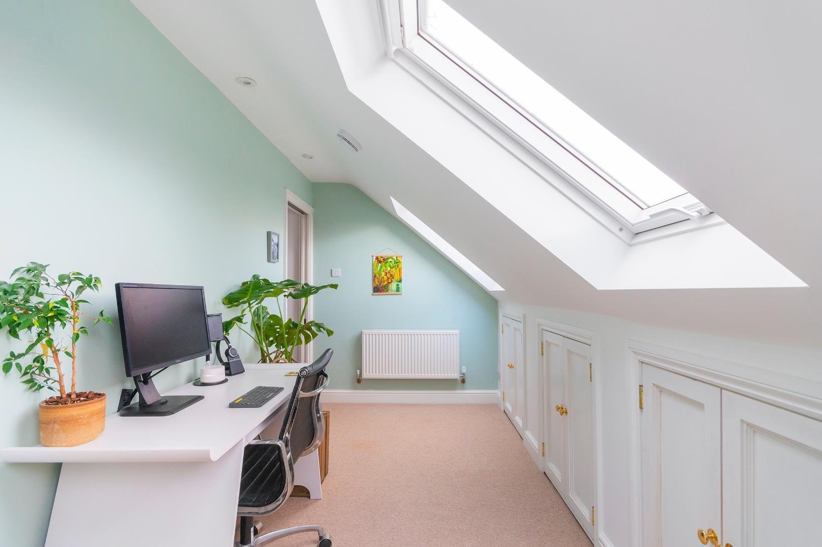 Bath road arnos vale 32024282 daorhta bb252 office a