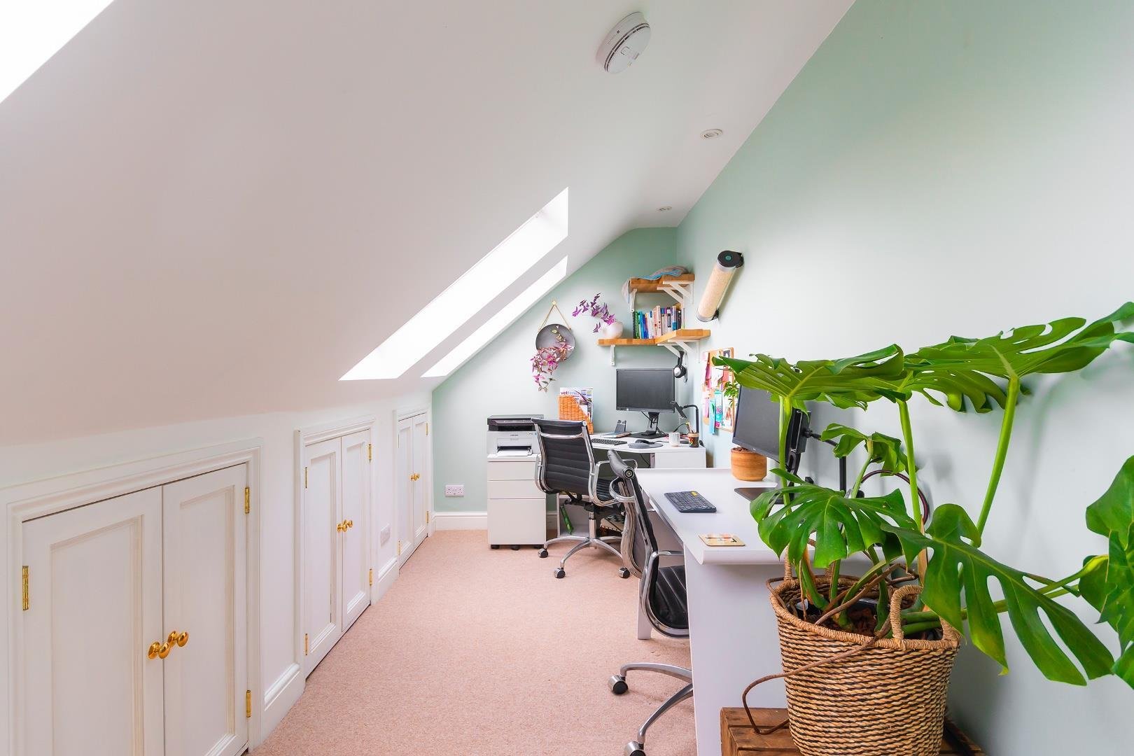 Bath road arnos vale 32024282 daorhta bb252 office c