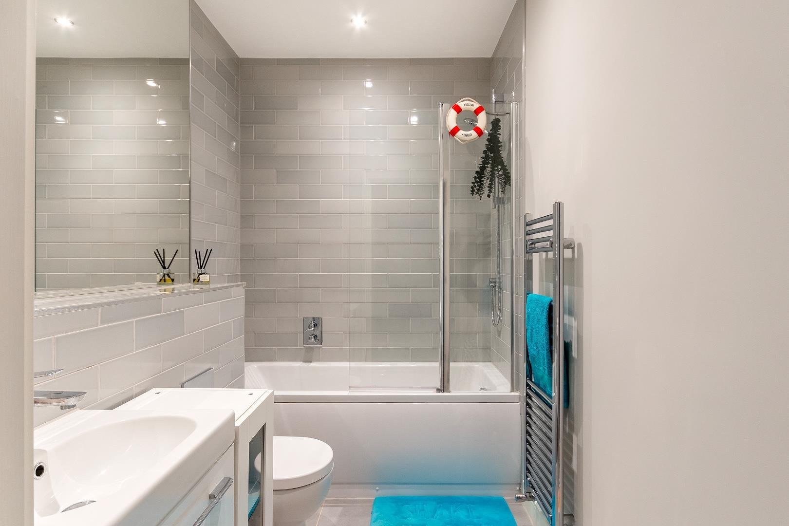 Bathwell road totterdown 33981970 a11 b1 rtn bathroom b