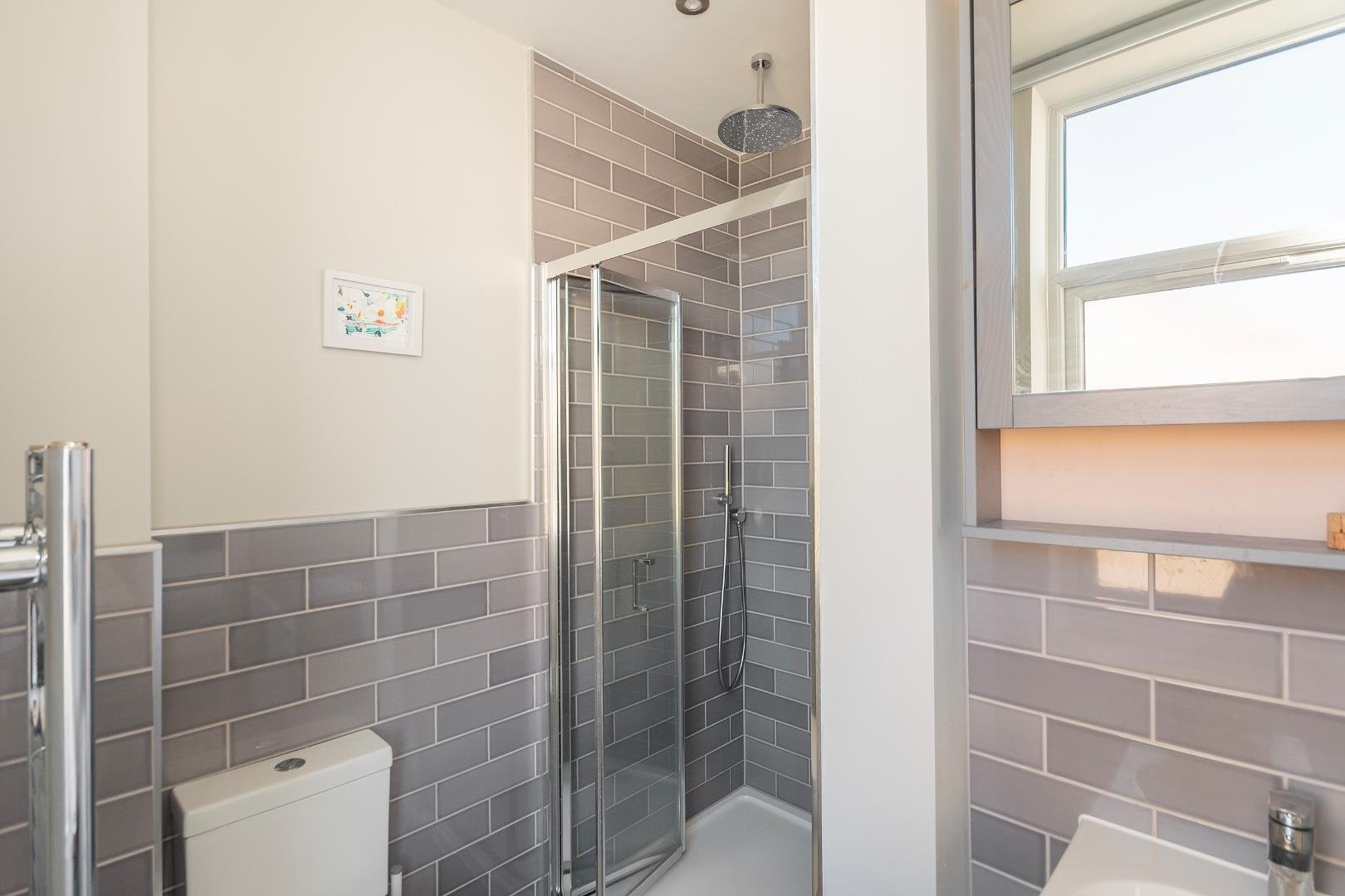 Bathwell road totterdown 34211734 1 b4 rtn ensuite b