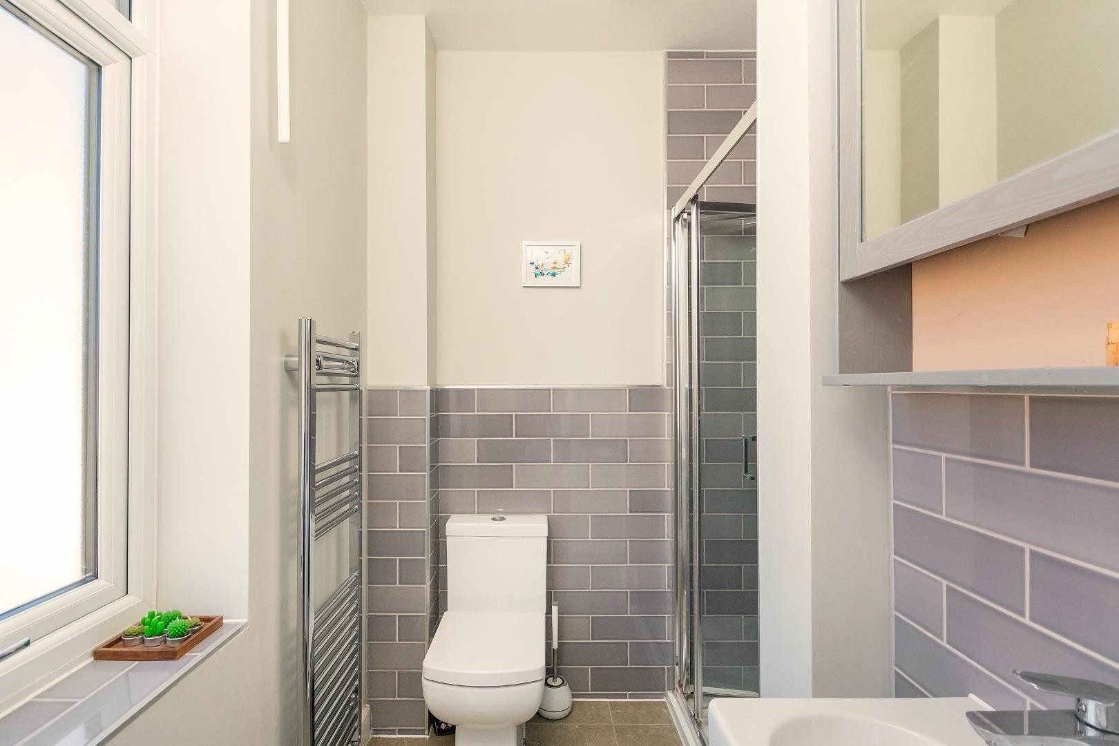 Bathwell road totterdown 34211734 1 b4 rtn ensuite c