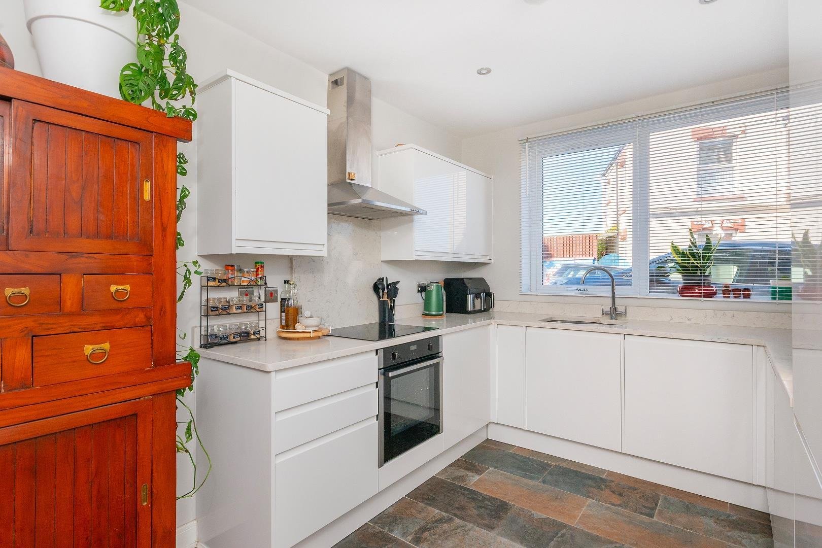 Bathwell road totterdown 34211734 1 b4 rtn kitchen b