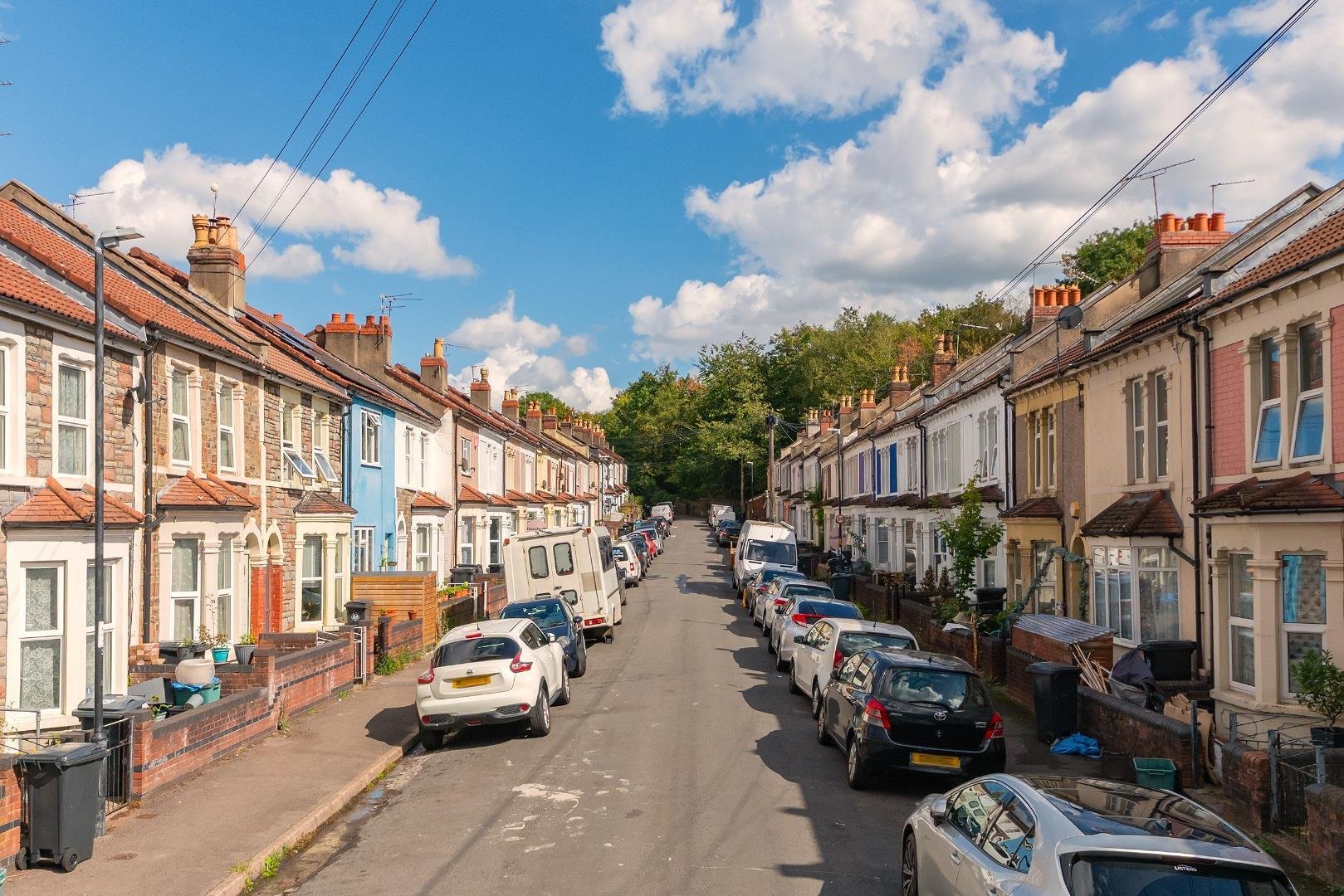 Battersea road easton 34223439 2 b2 ren external e