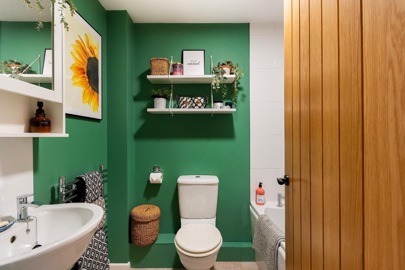 Bay tree close patchway 33633979 0 b5 tcpy bathroom d