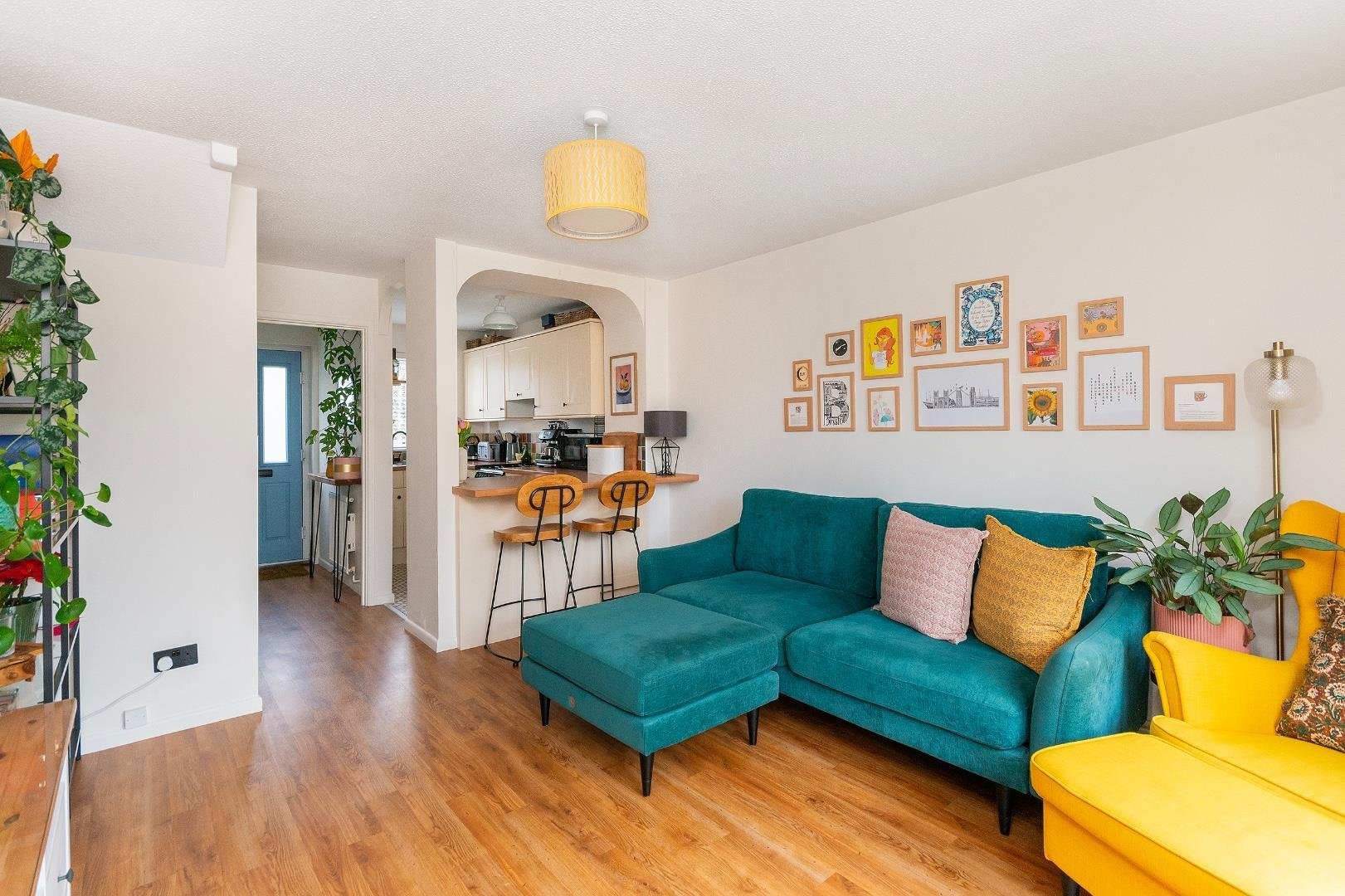Bay tree close patchway 33633979 0 b5 tcpy reception b