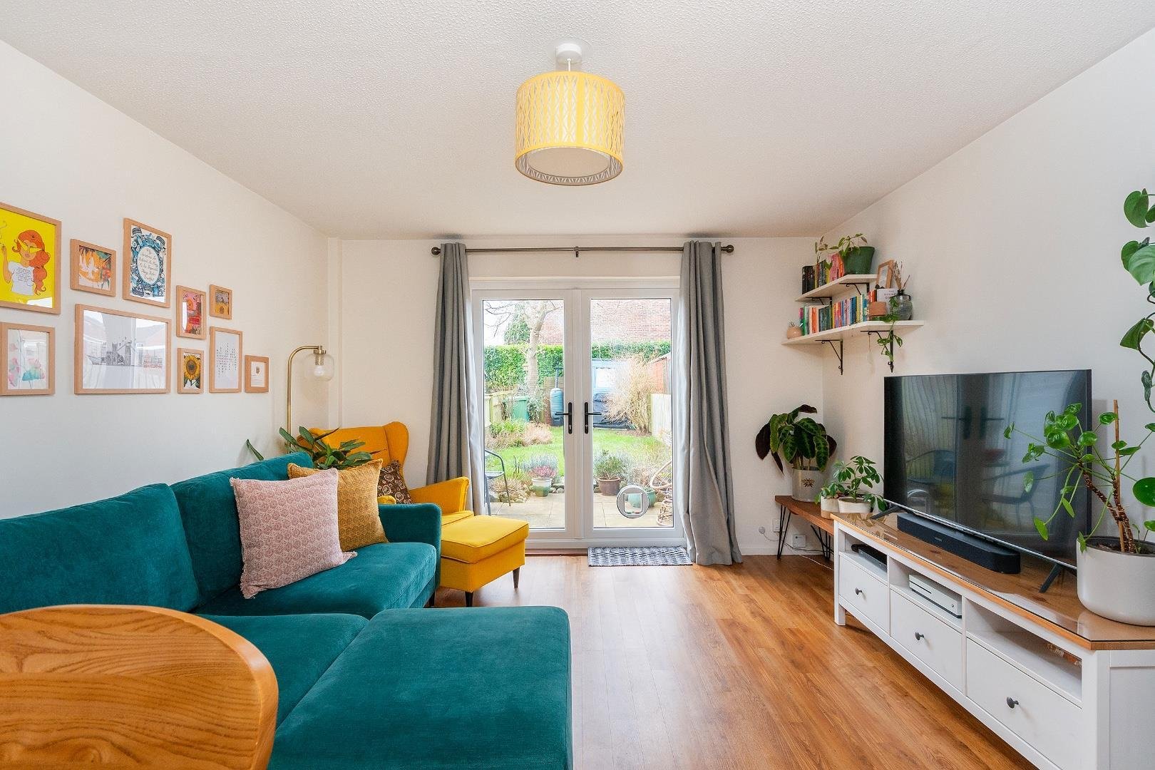 Bay tree close patchway 33633979 0 b5 tcpy reception f