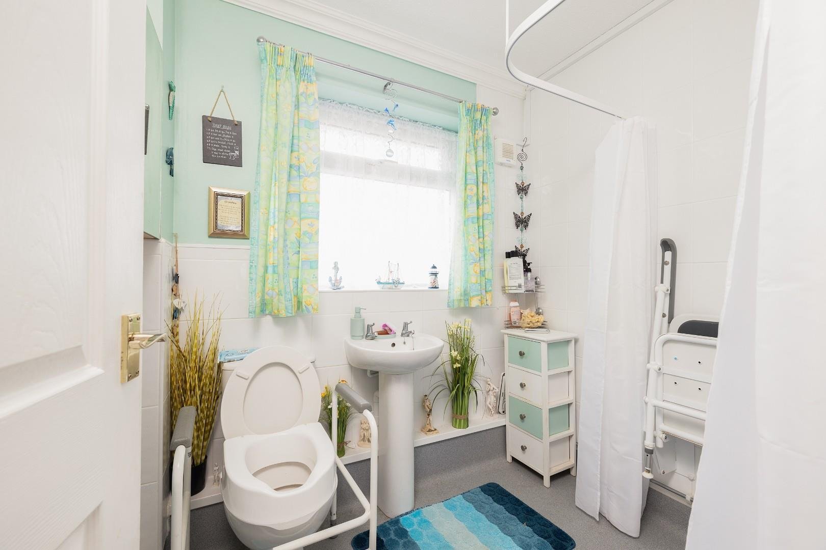 Berry lane horfield 33617313 cd7 a0148