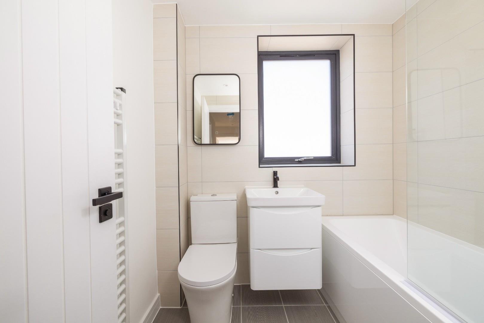 Bishport avenue hartcliffe 34640210 char5538