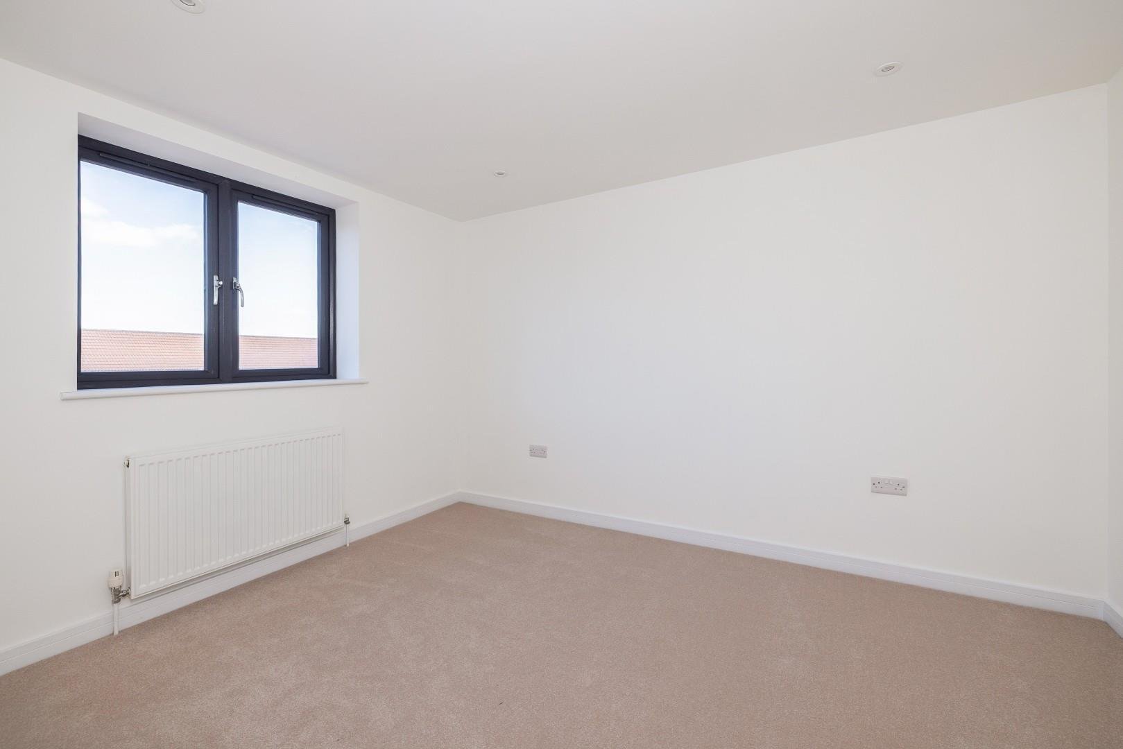 Bishport avenue hartcliffe 34640283 char5568