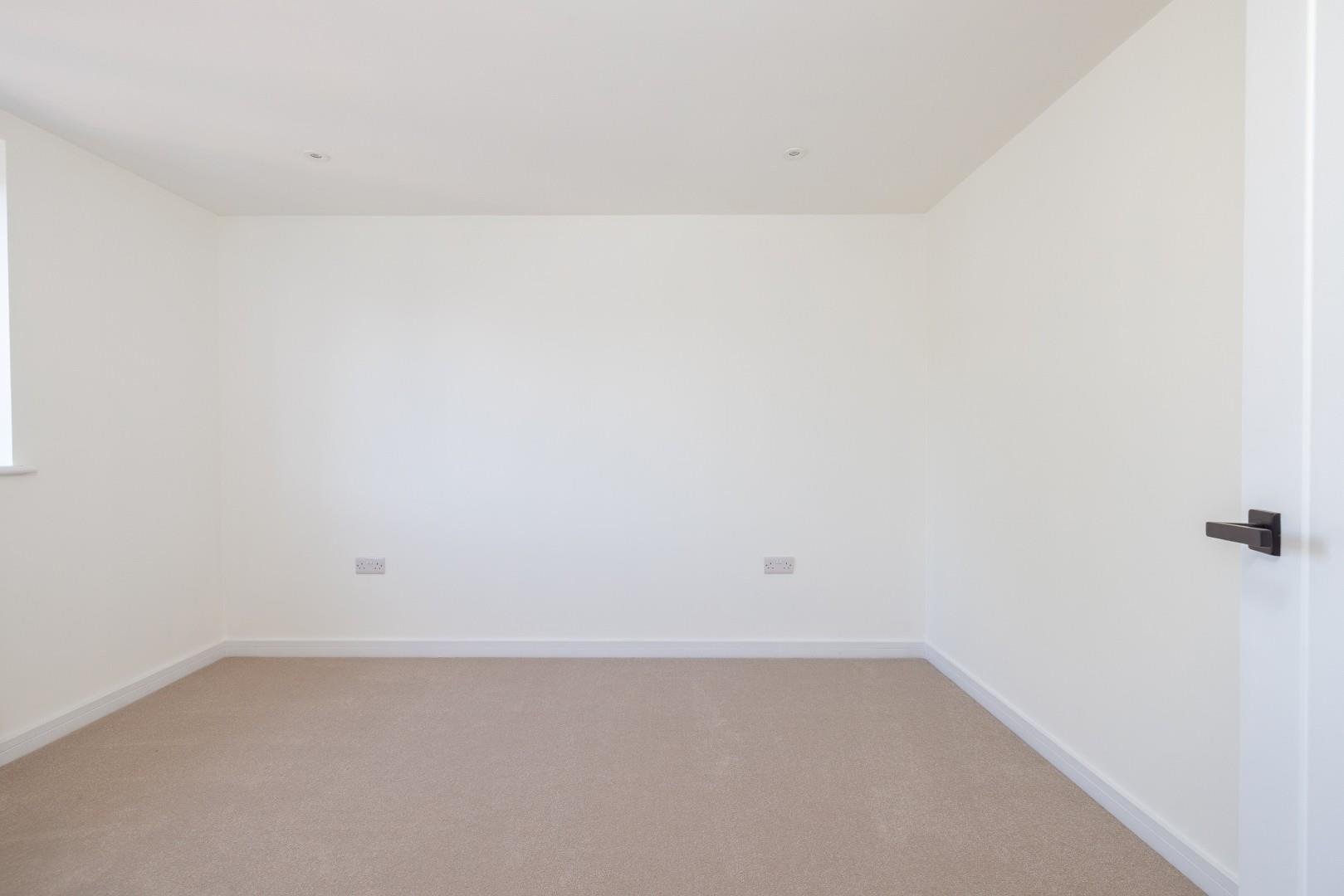 Bishport avenue hartcliffe 34640283 char5569