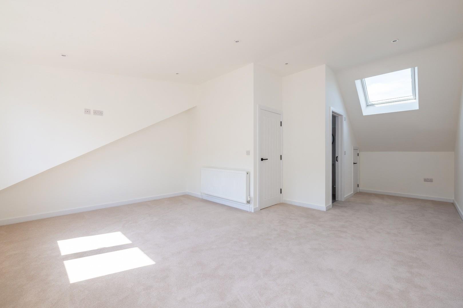 Bishport avenue hartcliffe 34640283 char5581