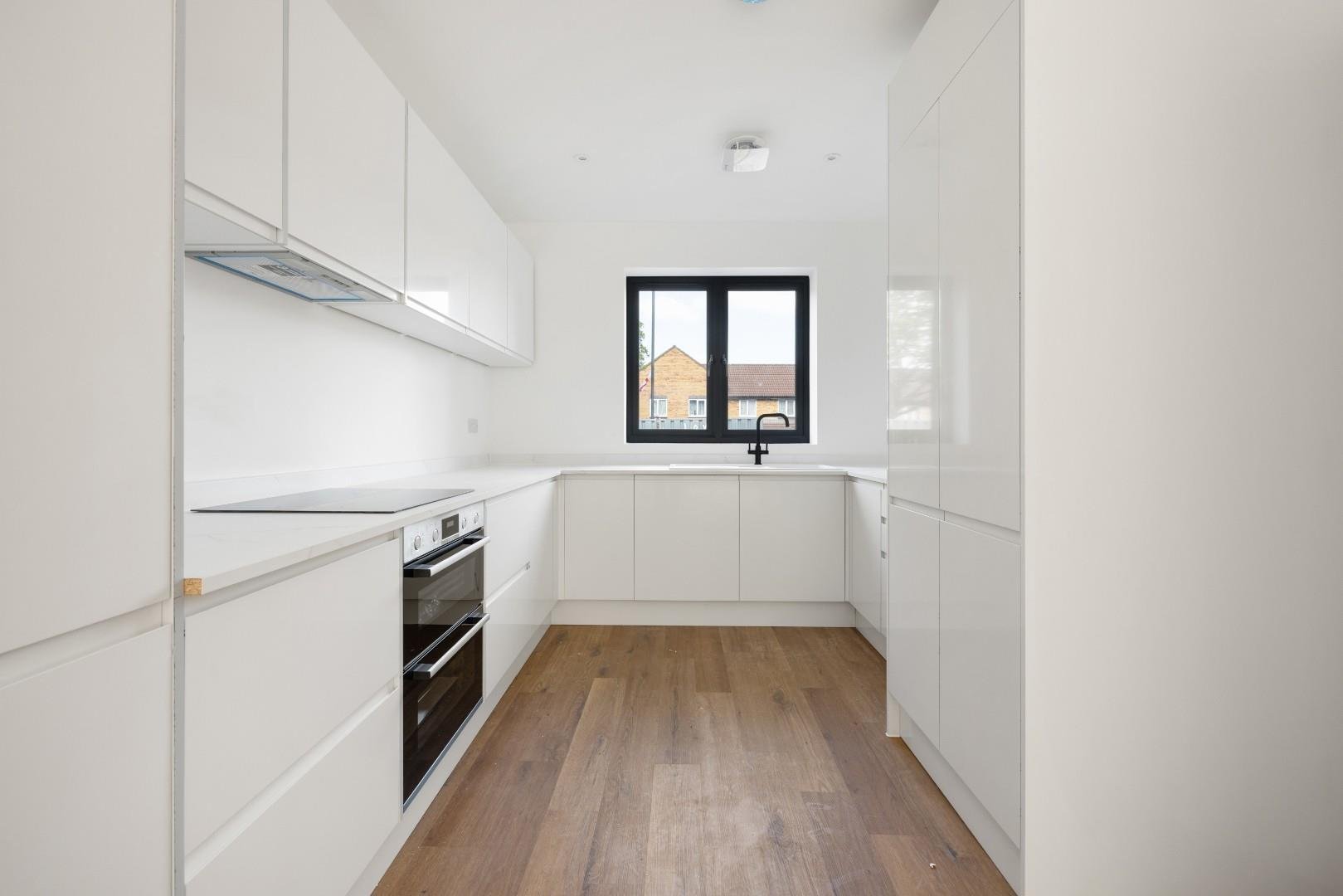 Bishport avenue hartcliffe 34640283 char5625