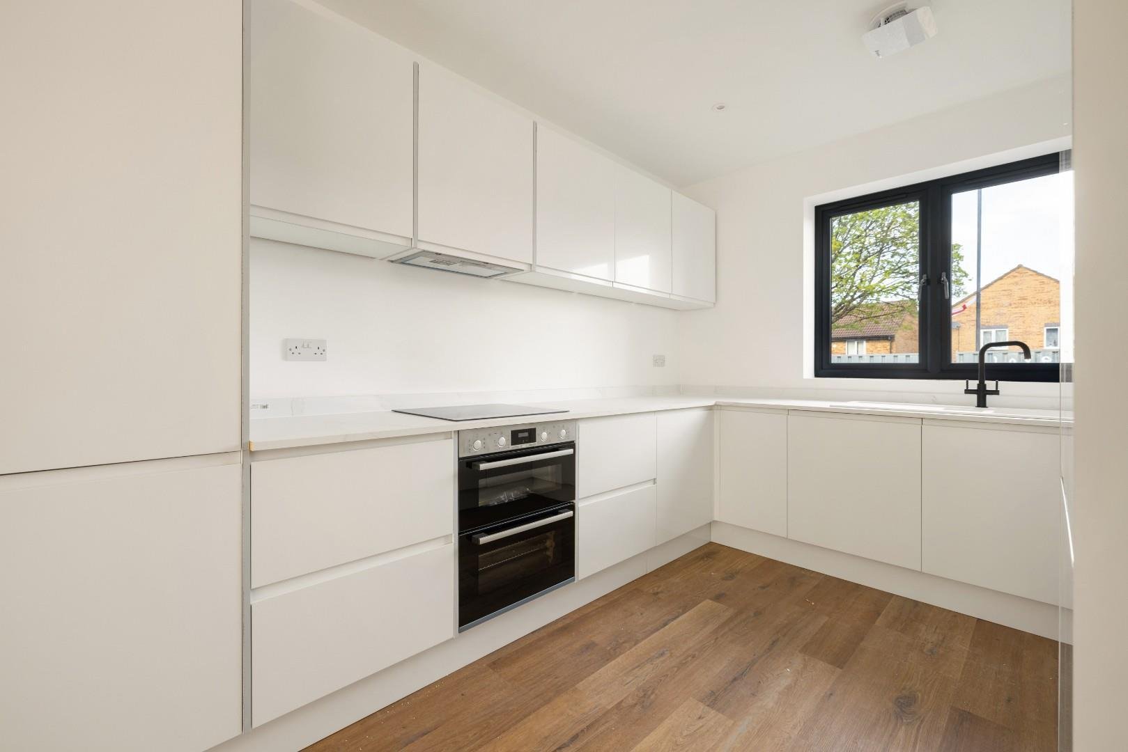Bishport avenue hartcliffe 34640283 char5637