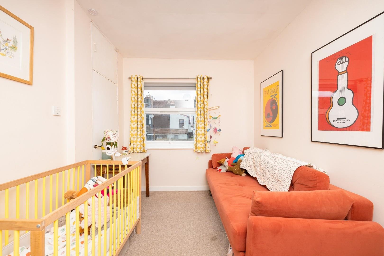 Bloy street easton 33954216 00022 cd7 a1075