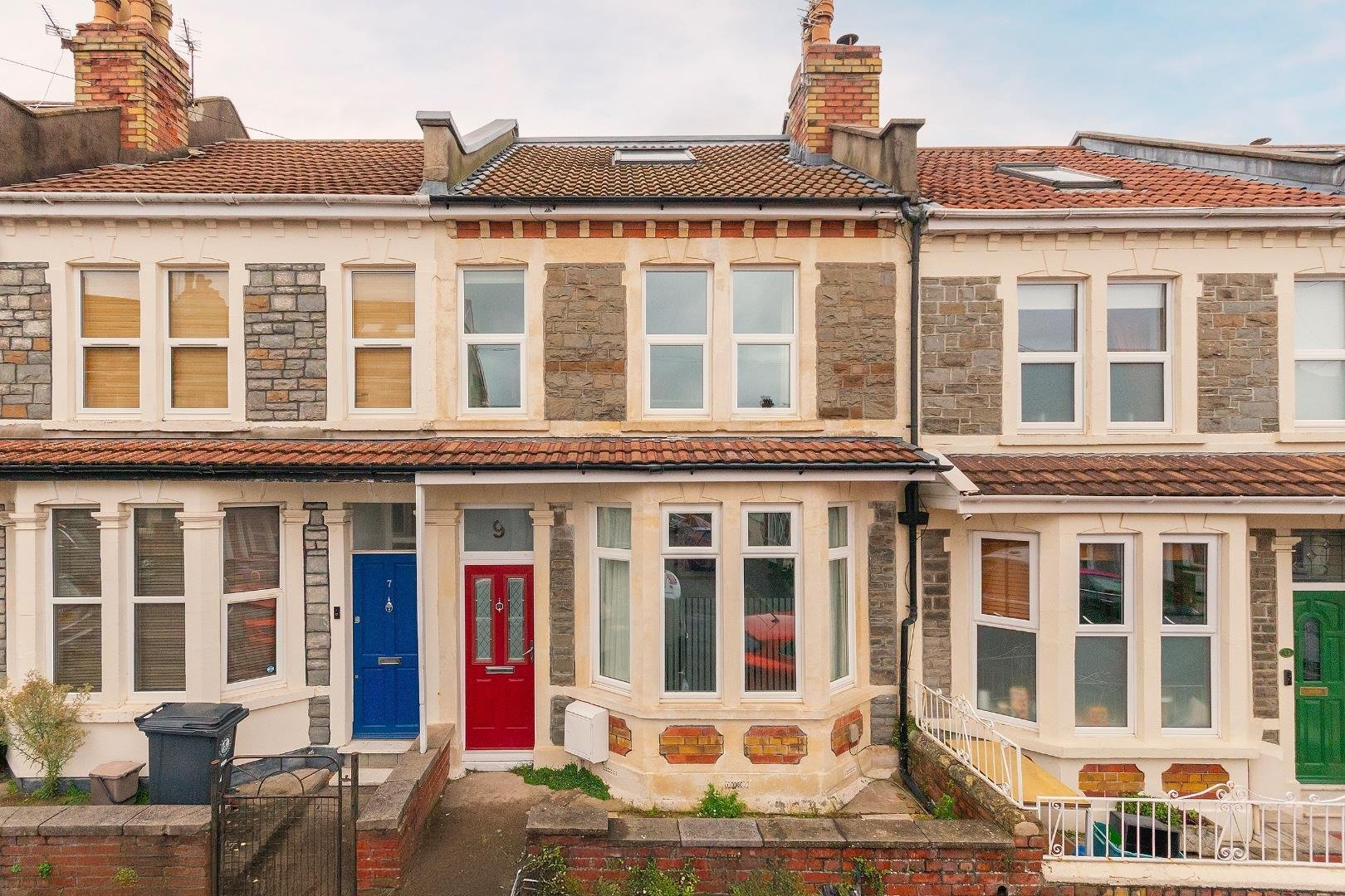 Boston road horfield 34381908 0 b9 rhd external c
