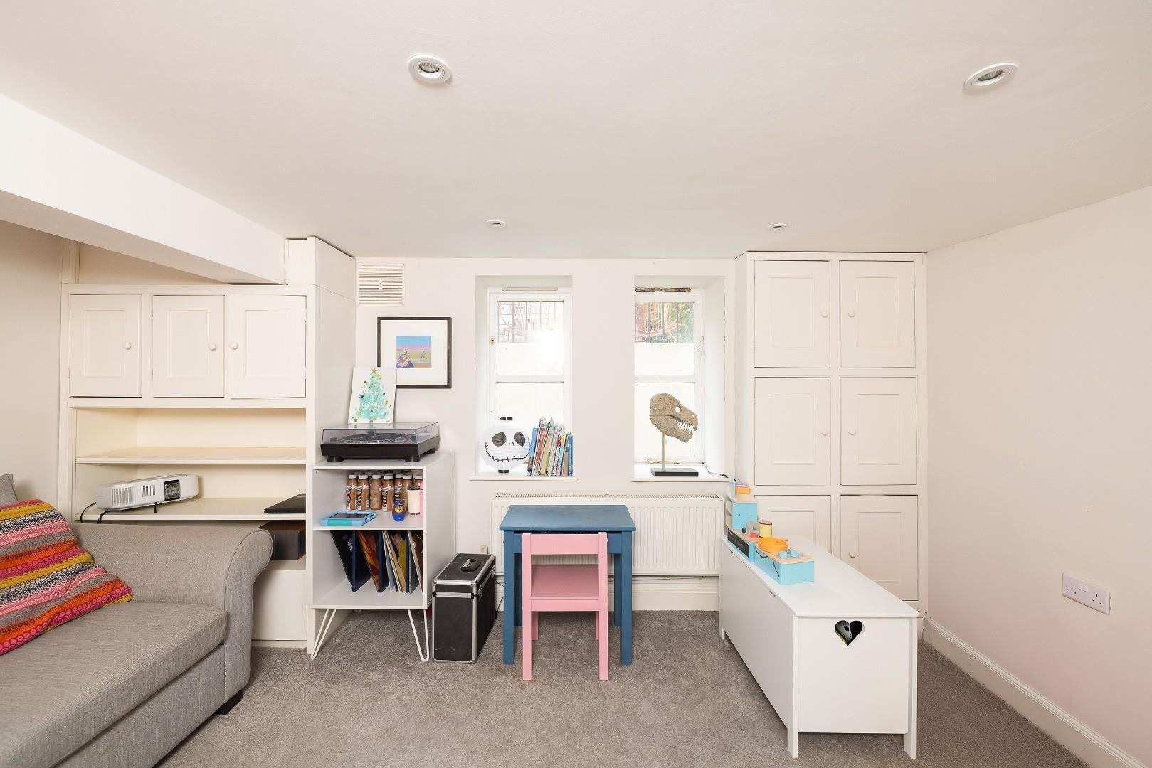 Bower ashton terrace ashton 34370053 char5356