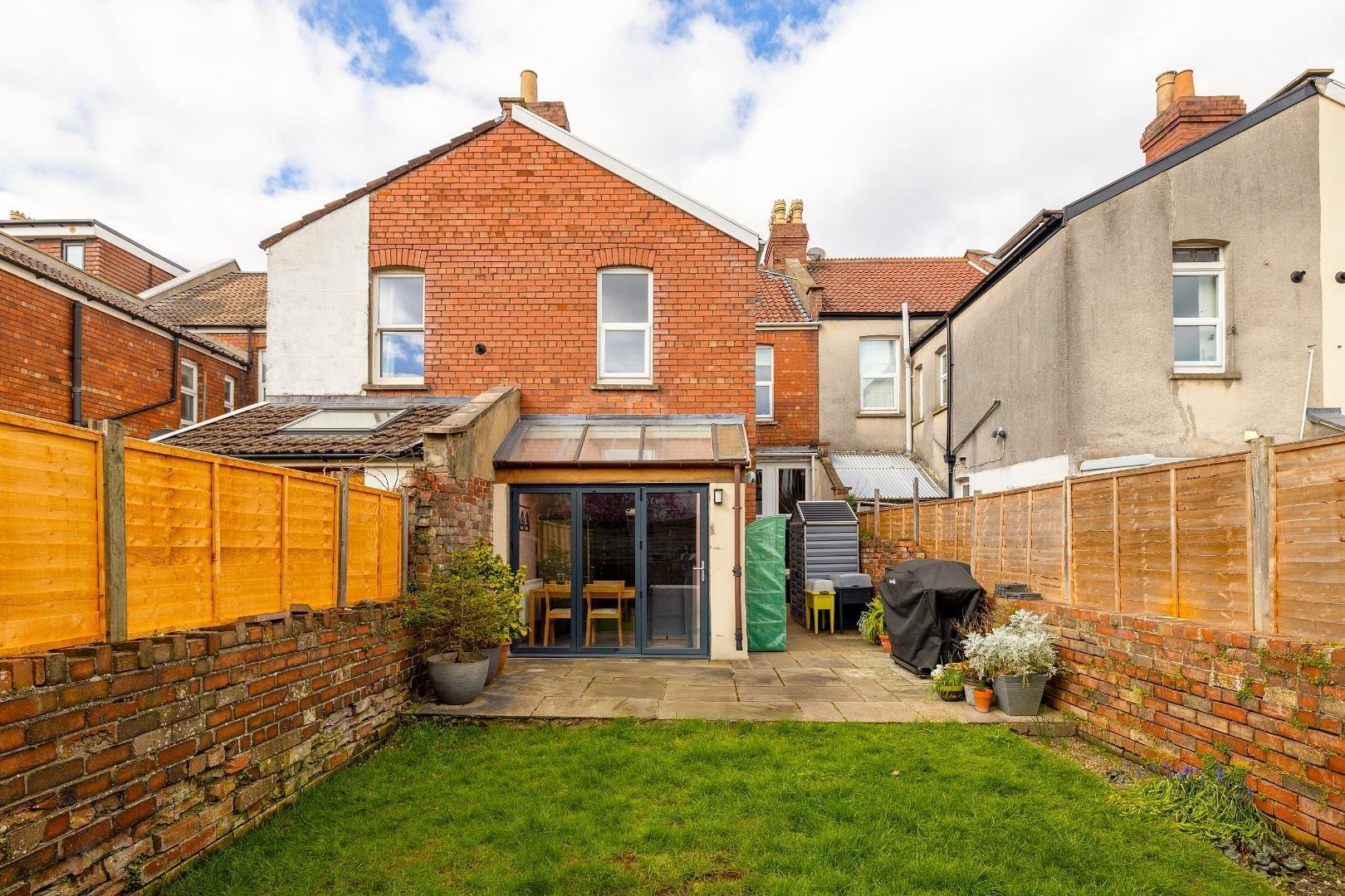 Brecknock road knowle 33752896 cd7 a2952