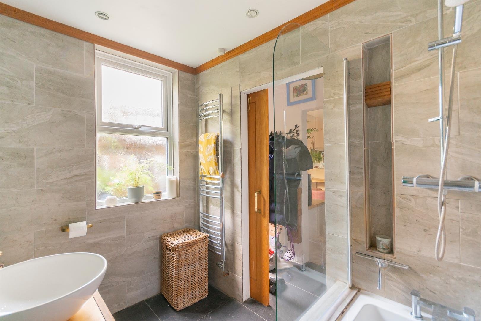 Brendon road windmill hill 33007399 daornodnerb74 bathroom a