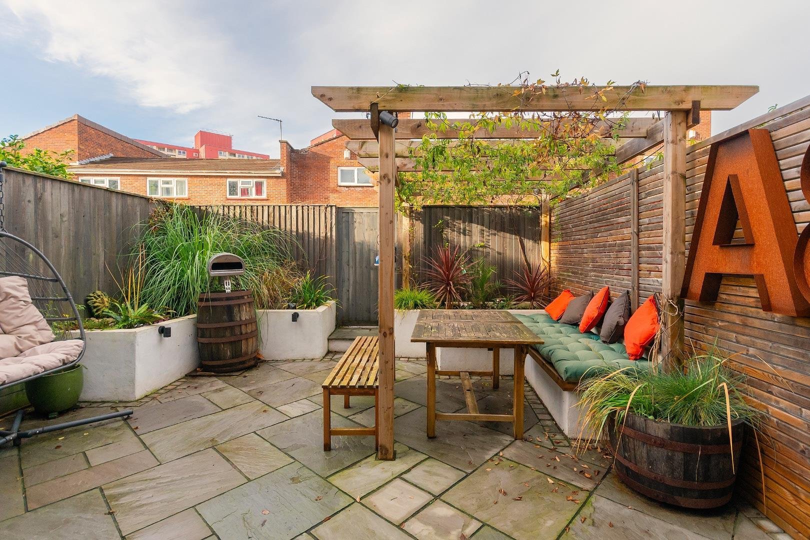 Brentry avenue lawrence hill 34346939 0 b6 alh external g