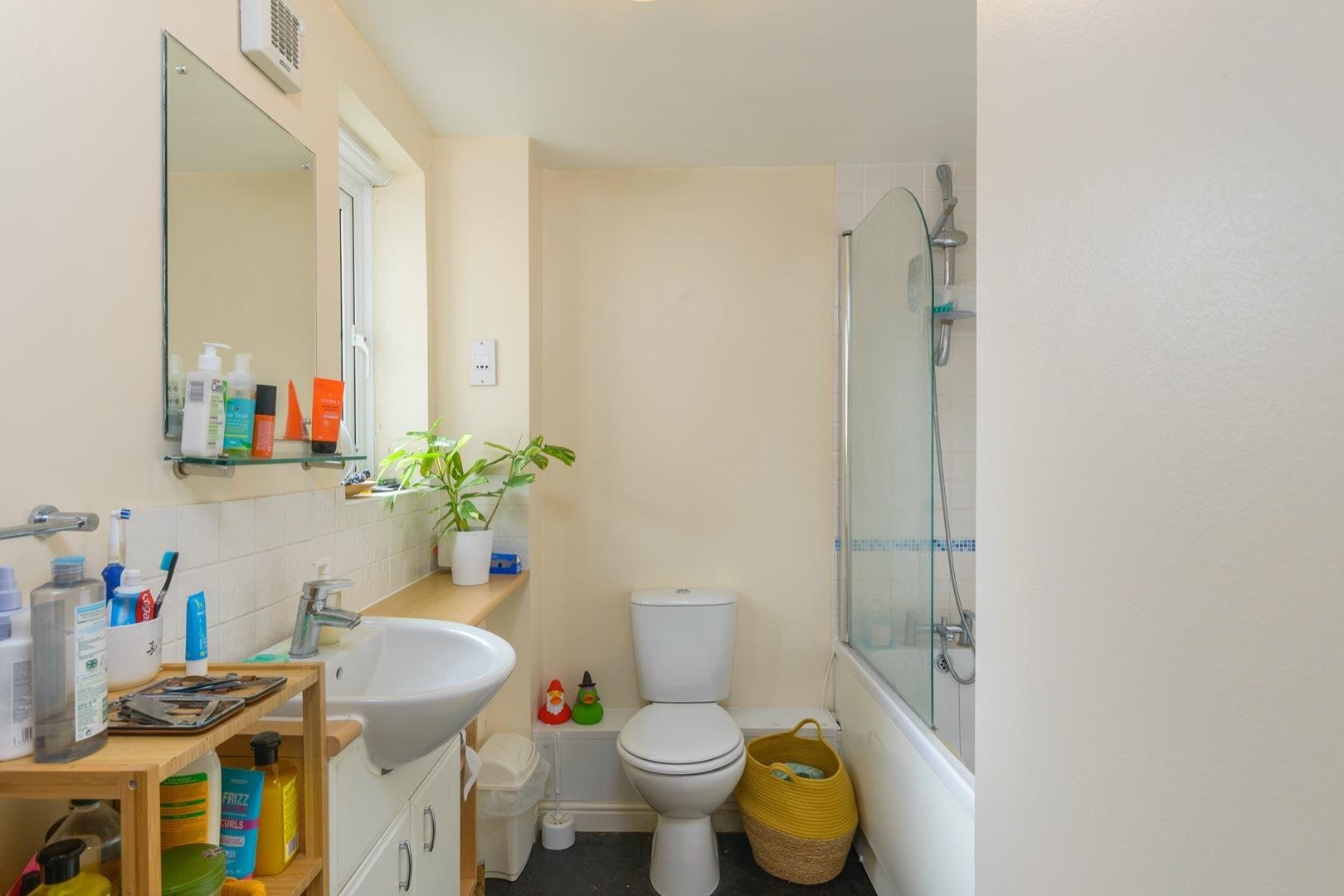 Bristol south end bedminster 31107014 dnehtuoslotsirb28 bathroom b
